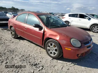 2004 Dodge Neon SXT with VIN 1B3ES56C24D634926, listed as a Copart auction lot 71637184 with 298,719 mi miles and Clean Title. Bid and sale history available at carsss.com. Image 4.