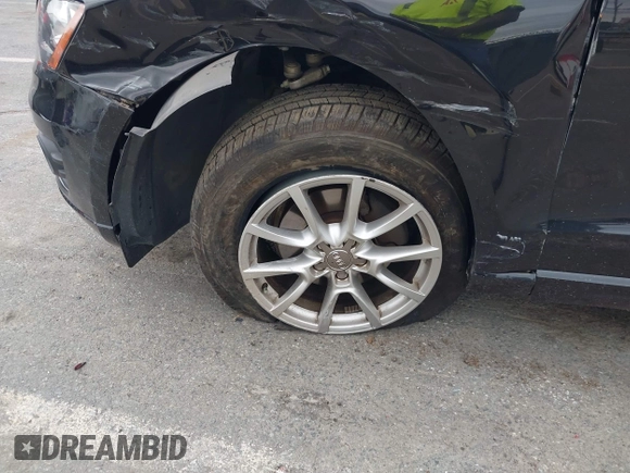 2012 Audi Q5 Premium with VIN WA1CFAFP6CA111800, listed as a IAAI auction lot 42303930 with 141,012 mi miles and . Bid and sale history available at DreamBid. Image 6.