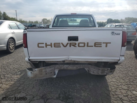 2002 GMC Sonoma SL with VIN 1GTCS145828259598, listed as a Copart auction lot 67961124 with 183,710 mi miles and Salvage Title. Bid and sale history available at carsss.com. Image 6.