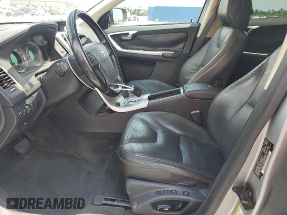 2010 Volvo XC60 3.0T with VIN YV4992DZ6A2021746, listed as a Copart auction lot 63934795 with 112,698 mi miles and Clean title. Bid and sale history available at DreamBid. Image 7.