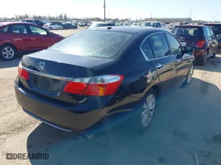 2013 Honda Accord Sdn EX-L with VIN 1HGCR2F87DA052447, listed as a IAAI auction lot 41439025 with 328,897 mi miles. Bid and sale history available at carsss.com. Image 4.