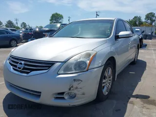2012 Nissan Altima 2.5 S with VIN 1N4AL2AP2CC127960, listed as a IAAI auction lot 42035602 with 228,196 mi miles. Bid and sale history available at carsss.com. Image 6.