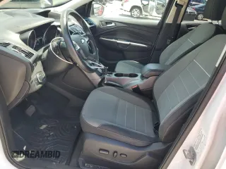 2014 Ford Escape SE z VIN 1FMCU9GX6EUA86354, wystawiony jako Copart lot #63978135 z przebiegiem 178 107 mil mil oraz Czysty tytuł • Clean title. Historia ofert i sprzedaży dostępna na DreamBid. Obrazek 7.