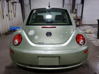 2009 Volkswagen New Beetle Coupe S with VIN 3VWRG31C29M505235, listed as a Copart auction lot 81246414 with 80,888 mi miles and Salvage Title. Bid and sale history available at carsss.com. Image 6.