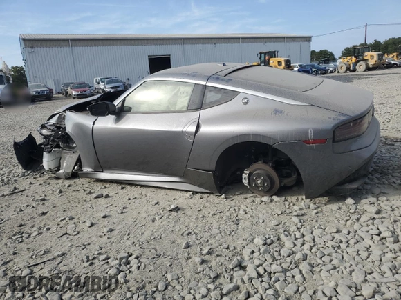 2024 Nissan Z Sport z VIN JN1BZ4AH7RM362538, wystawiony jako Copart lot #71589374 z przebiegiem Nie podano mil oraz Szkoda całkowita • Salvage title. Historia ofert i sprzedaży dostępna na DreamBid. Obrazek 2.
