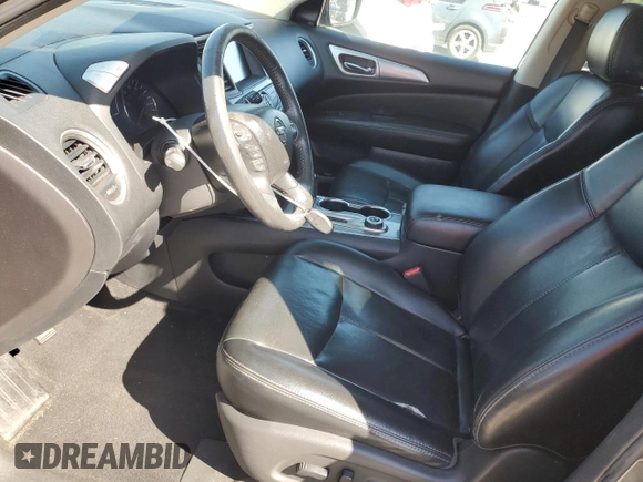 2017 Nissan Pathfinder Platinum z VIN 5N1DR2MM8HC663211, wystawiony jako Copart lot #52680555 z przebiegiem 183 346 mil mil oraz Czysty tytuł • Clean title. Historia ofert i sprzedaży dostępna na DreamBid. Obrazek 7.