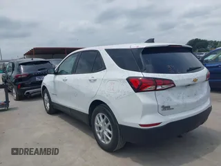 2022 Chevrolet Equinox LS z VIN 3GNAXHEV3NS222736, wystawiony jako IAAI lot #42140550 z przebiegiem 24 606 mil mil oraz . Historia ofert i sprzedaży dostępna na DreamBid. Obrazek 14.