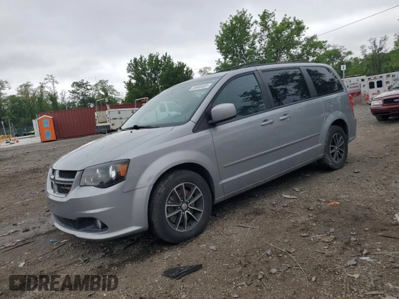 2015 Dodge Grand Caravan R/T with VIN 2C4RDGEG8FR607627, listed as a Copart auction lot 55865685 with 136,140 mi miles and Clean Title. Bid and sale history available at DreamBid. Image 1.