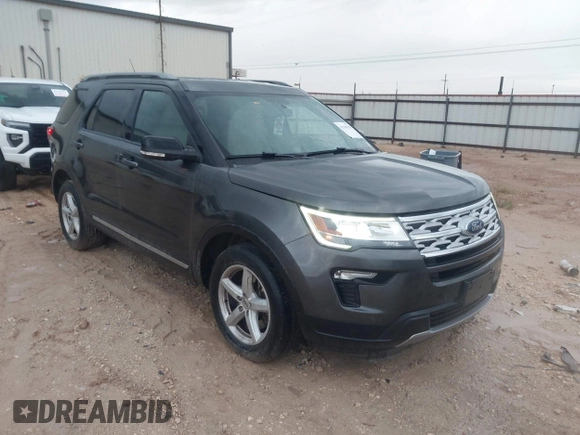 2018 Ford Explorer XLT с VIN 1FM5K7DH0JGC85411, выставлен на аукционе IAAI как лот 42180788 с пробегом 126 789 миль миль и . История ставок и продаж доступна на DreamBid. Изображение 1.