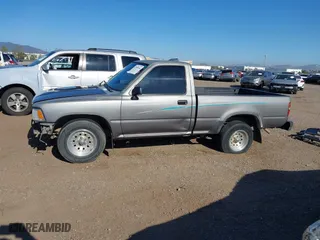 1994 Toyota 2WD Pickups with VIN 4TARN81A2RZ157385, listed as a IAAI auction lot 41999184 with 237,085 mi miles. Bid and sale history available at carsss.com. Image 15.