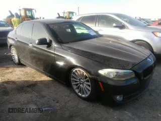 2011 BMW 5 Series 535i z VIN WBAFR7C54BC605217, wystawiony jako IAAI lot #41854556 z przebiegiem 210 327 mil mil oraz . Historia ofert i sprzedaży dostępna na DreamBid. Obrazek 1.