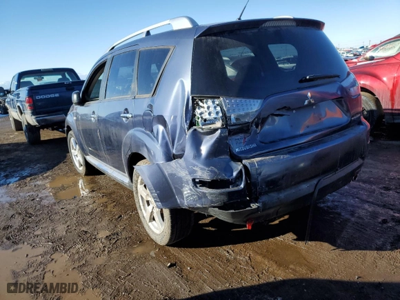 2009 Mitsubishi Outlander XLS with VIN JA4MT41X99Z010427, listed as a Copart auction lot 42637815 with 178,457 mi miles and Clean Title. Bid and sale history available at carsss.com. Image 2.