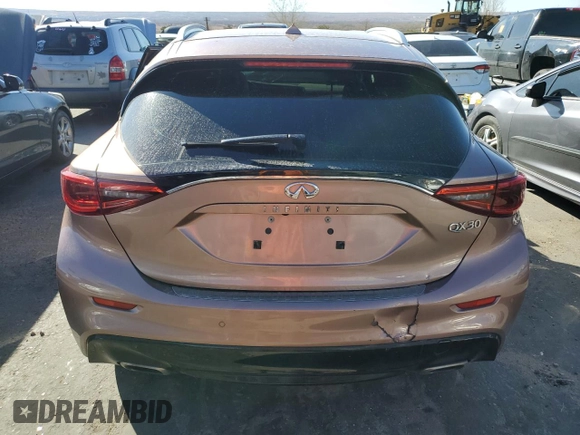 2017 Infiniti QX30 Sport z VIN SJKCH5CP7HA026948, wystawiony jako Copart lot #48031365 z przebiegiem 89 393 mil mil oraz Szkoda całkowita • Salvage title. Historia ofert i sprzedaży dostępna na DreamBid. Obrazek 6.