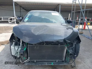 2017 Toyota Camry XLE z VIN 4T1BF1FK6HU404054, wystawiony jako IAAI lot #41921983 z przebiegiem 129 091 mil mil oraz . Historia ofert i sprzedaży dostępna na DreamBid. Obrazek 13.