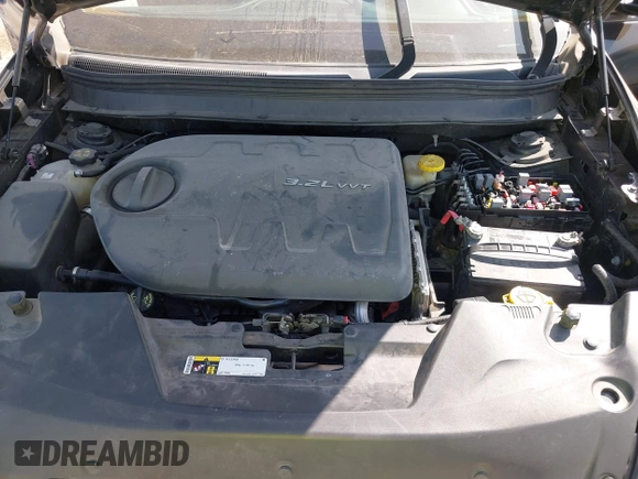 2014 Jeep Cherokee Limited with VIN 1C4PJMDS5EW242544, listed as a IAAI auction lot 42213907 with 114,515 mi miles and . Bid and sale history available at DreamBid. Image 10.