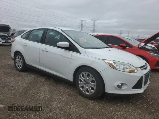 2012 Ford Focus SE z VIN 1FAHP3F28CL399774, wystawiony jako Copart lot #53830855 z przebiegiem 175 442 mil mil oraz Czysty tytuł • Clean title. Historia ofert i sprzedaży dostępna na DreamBid. Obrazek 4.