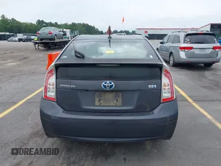 2013 Toyota Prius One z VIN JTDKN3DU8D5628034, wystawiony jako IAAI lot #42383865 z przebiegiem 218 167 mil mil oraz . Historia ofert i sprzedaży dostępna na DreamBid. Obrazek 16.