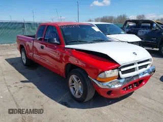 2000 Dodge Dakota z VIN 1B7GL22Z8YS512490, wystawiony jako IAAI lot #42031298 z przebiegiem 119 470 mil mil oraz . Historia ofert i sprzedaży dostępna na DreamBid. Obrazek 1.