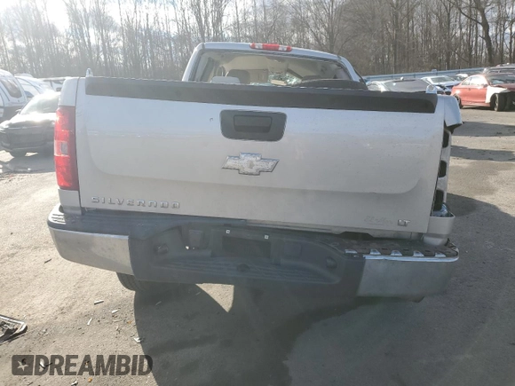 2007 Chevrolet Silverado 1500 LT w/1LT with VIN 2GCEC19C471628495, listed as a Copart auction lot 43935955 with 0 mi miles and Salvage Title. Bid and sale history available at carsss.com. Image 6.