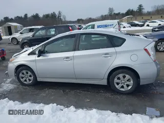 2010 Toyota Prius II z VIN JTDKN3DU2A5174326, wystawiony jako IAAI lot #41508987 z przebiegiem 249 713 mil mil oraz . Historia ofert i sprzedaży dostępna na DreamBid. Obrazek 14.