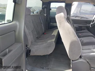 2006 Chevrolet Silverado 1500 LT1 with VIN 1GCEC19Z66E179161, listed as a IAAI auction lot 41886283 with 228,308 mi miles. Bid and sale history available at carsss.com. Image 8.