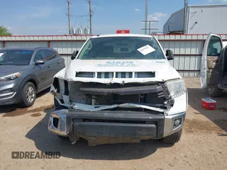 2016 Toyota Tundra SR5 z VIN 5TFDW5F18GX550786, wystawiony jako IAAI lot #42055381 z przebiegiem 168 815 mil mil oraz . Historia ofert i sprzedaży dostępna na DreamBid. Obrazek 12.