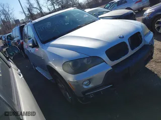 2007 BMW X5 3.0si with VIN 4USFE43537LY78261, listed as a IAAI auction lot 41766585 with 999,999 mi miles. Bid and sale history available at carsss.com. Image 1.