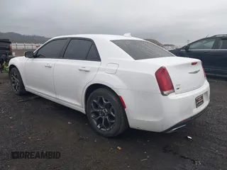 2017 Chrysler 300 S with VIN 2C3CCAGG8HH513893, listed as a IAAI auction lot 41939261 with 75,512 mi miles and . Bid and sale history available at carsss.com. Image 3.
