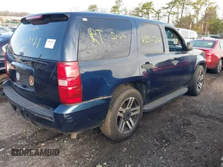 2007 Chevrolet Tahoe Police z VIN 1GNEC03027R389939, wystawiony jako IAAI lot #41946822 z przebiegiem Nie podano mil oraz . Historia ofert i sprzedaży dostępna na DreamBid. Obrazek 4.