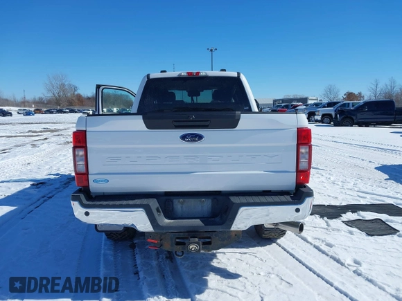2021 Ford F-250 XL z VIN 1FT7W2B6XMEC73448, wystawiony jako IAAI lot #41631438 z przebiegiem 110 255 mil mil oraz . Historia ofert i sprzedaży dostępna na DreamBid. Obrazek 16.