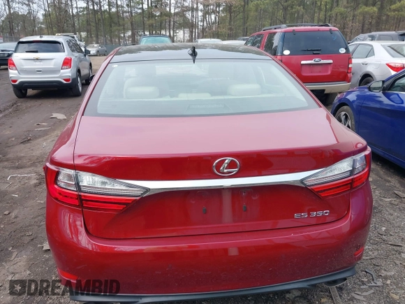 2018 Lexus ES with VIN 58ABK1GG1JU091726, listed as a IAAI auction lot 41618079 with 67,392 mi miles. Bid and sale history available at carsss.com. Image 15.
