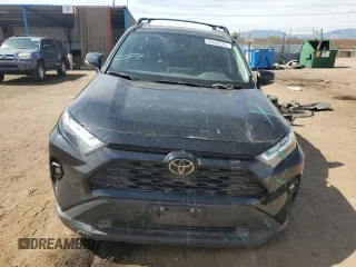 2022 Toyota RAV4 XLE Premium with VIN 2T3C1RFV2NC206720, listed as a Copart auction lot 56006435 with 40,537 mi miles and Salvage title. Bid and sale history available at DreamBid. Image 5.