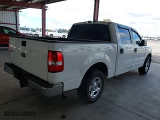 2007 Ford F-150 XLT with VIN 1FTPW12597KD31606, listed as a IAAI auction lot 41735597 with 196,934 mi miles. Bid and sale history available at carsss.com. Image 4.