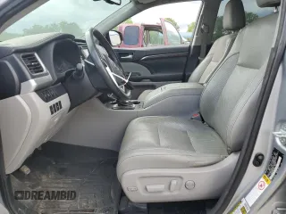 2014 Toyota Highlander Limited с VIN 5TDDCRFH4ES005524, выставлен на аукционе Copart как лот 60614535 с пробегом 139 356 миль миль и Списание • Salvage title. История ставок и продаж доступна на DreamBid. Изображение 7.