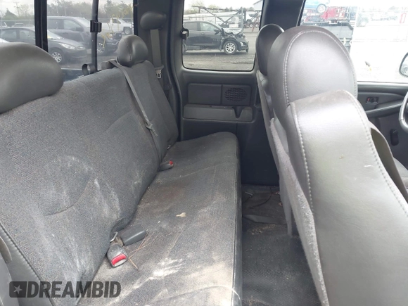 2006 Chevrolet Silverado 1500 Work Truck with VIN 1GCEC19X86Z156259, listed as a IAAI auction lot 42029362 with 188,394 mi miles. Bid and sale history available at carsss.com. Image 8.