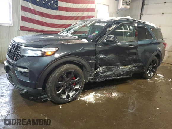2024 Ford Explorer ST with VIN 1FM5K8GC1RGA38643, listed as a Copart auction lot 42594855 with 9,093 mi miles and Salvage Title. Bid and sale history available at carsss.com. Image 1.