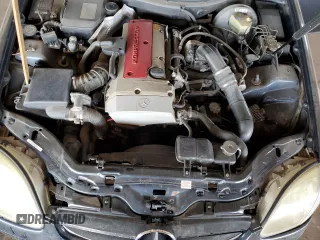 1998 Mercedes-Benz SLK 230/320 z VIN WDBKK47F5WF041183, wystawiony jako Copart lot #50688135 z przebiegiem 138 392 mil mil oraz Szkoda całkowita • Salvage title. Historia ofert i sprzedaży dostępna na DreamBid. Obrazek 11.