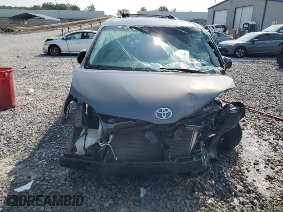 2013 Toyota Sienna XLE AAS with VIN 5TDYK3DC1DS345298, listed as a Copart auction lot 58750235 with Not provided miles and Salvage title. Bid and sale history available at DreamBid. Image 5.