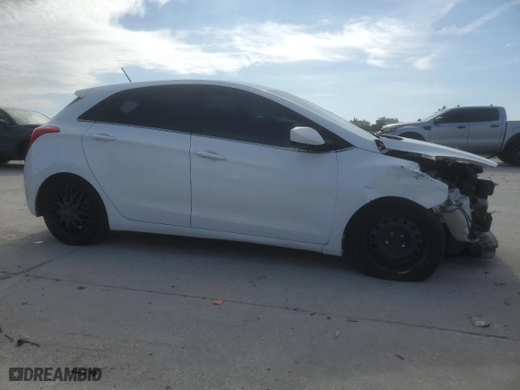 2017 Hyundai Elantra GT with VIN KMHD35LHXHU374025, listed as a Copart auction lot 47470925 with 83,931 mi miles and Salvage Title. Bid and sale history available at carsss.com. Image 4.