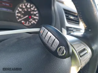 2018 Nissan Altima 2.5 SV with VIN 1N4AL3AP0JC136126, listed as a IAAI auction lot 41431759 with 170,825 mi miles. Bid and sale history available at carsss.com. Image 11.