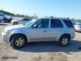 2006 Ford Escape Limited with VIN 1FMCU94156KB98012, listed as a IAAI auction lot 41805404 with 189,197 mi miles. Bid and sale history available at carsss.com. Image 14.