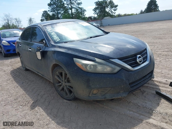 2017 Nissan Altima 2.5 SR with VIN 1N4AL3AP4HC210321, listed as a IAAI auction lot 41883034 with 139,364 mi miles. Bid and sale history available at carsss.com. Image 1.