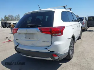 2016 Mitsubishi Outlander ES z VIN JA4AD2A30GZ051821, wystawiony jako IAAI lot #42283059 z przebiegiem 147 745 mil mil oraz . Historia ofert i sprzedaży dostępna na DreamBid. Obrazek 4.