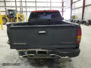 2000 Chevrolet Silverado 1500 with VIN 1GCEK14W0YZ202333, listed as a Copart auction lot 79273364 with 225,242 mi miles and Non Repairable. Bid and sale history available at carsss.com. Image 6.