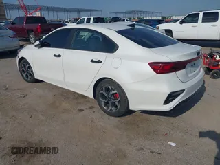 2021 Kia Forte LXS с VIN 3KPF24AD9ME304082, выставлен на аукционе IAAI как лот 42400258 с пробегом 64 053 миль миль и . История ставок и продаж доступна на DreamBid. Изображение 3.