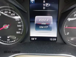2015 Mercedes-Benz C-Class C 300 Luxury with VIN 55SWF4KBXFU052095, listed as a IAAI auction lot 41792142 with 104,177 mi miles. Bid and sale history available at carsss.com. Image 15.