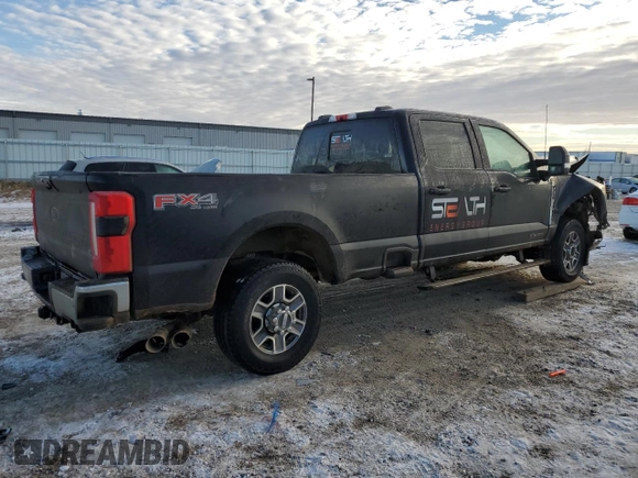 2023 Ford F-350 XL with VIN 1FT8W3BT5PED85644, listed as a Copart auction lot 82908884 with 39,807 mi miles and Salvage title. Bid and sale history available at DreamBid. Image 3.