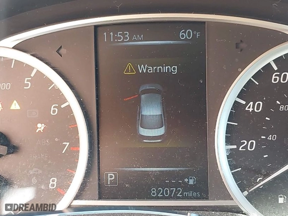 2016 Nissan Sentra SR with VIN 3N1AB7AP2GL683371, listed as a IAAI auction lot 41817502 with 82,072 mi miles. Bid and sale history available at carsss.com. Image 16.