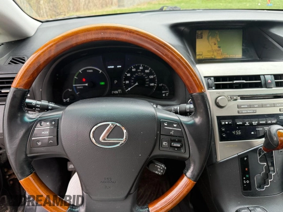 2010 Lexus RX 450h with VIN JTJBC1BA2A2412709, listed as a Copart auction lot 54962565 with 240,611 mi miles and Clean Title. Bid and sale history available at DreamBid. Image 8.