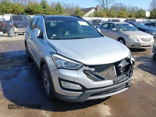 2014 Hyundai Santa Fe Sport with VIN 5XYZU3LB7EG136332, listed as a IAAI auction lot 41902059 with 200,140 mi miles. Bid and sale history available at carsss.com. Image 1.